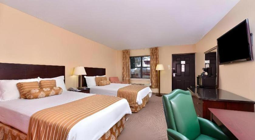 Americas Best Value Inn & Suites ויקטוריה מראה חיצוני תמונה