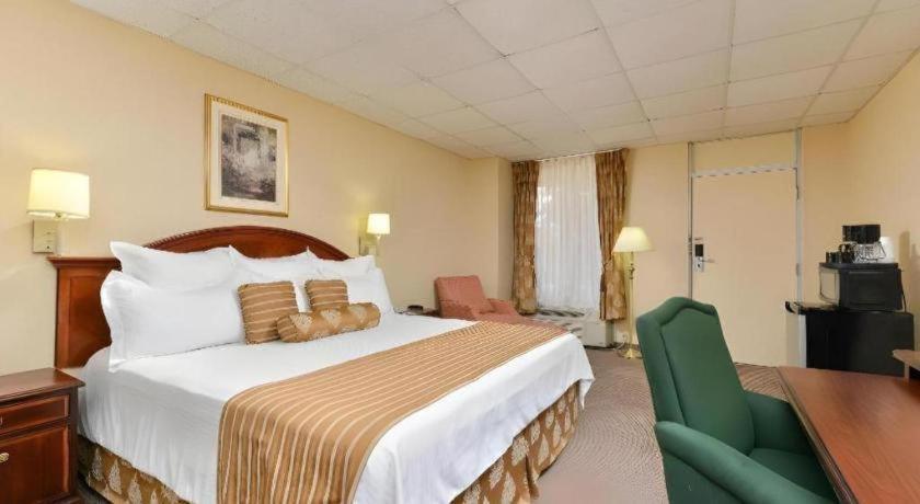 Americas Best Value Inn & Suites ויקטוריה מראה חיצוני תמונה